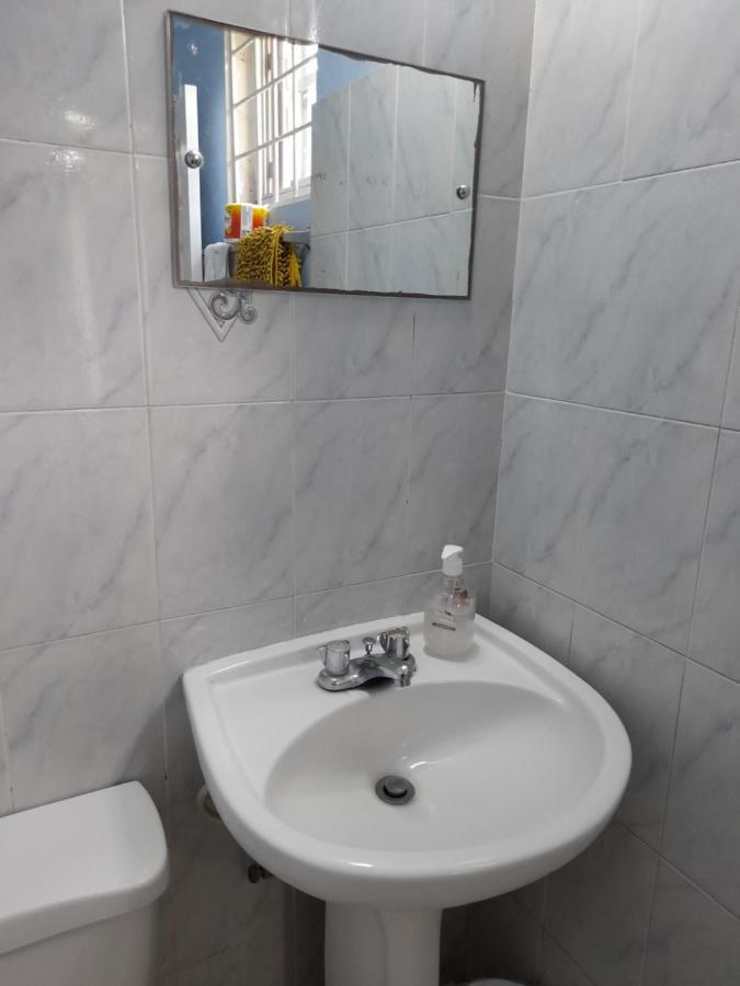 Camelia Rooms Кінгстон Екстер'єр фото