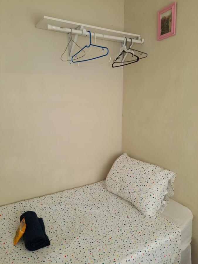 Camelia Rooms Кінгстон Екстер'єр фото